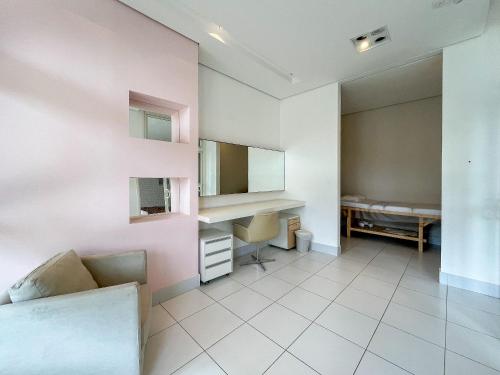 Kuchyň nebo kuchyňský kout v ubytování Bertioga | Pé na Areia Vista Mar Enxoval Completo