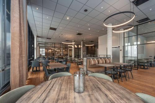 En restaurant eller et andet spisested på Scandic Sortland