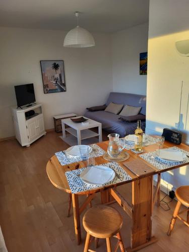 BORD DE MER, CLIM, Appt 6 COUCHAGES, SECTEUR GRANDE PLAGE