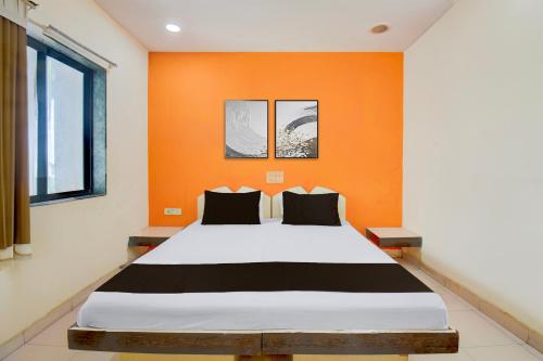 Gallery image of Hotel O New Kailash Restaurant and Lodging in Shikrapur