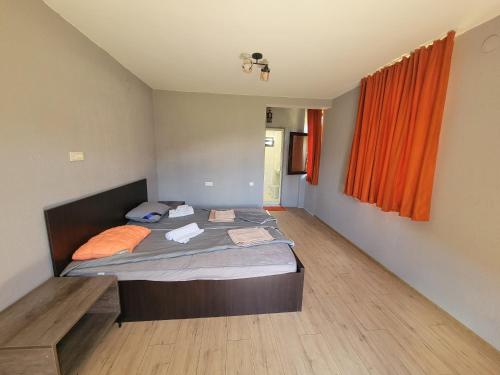 Φωτογραφία από το άλμπουμ του Misty Mountains στη Μέστια