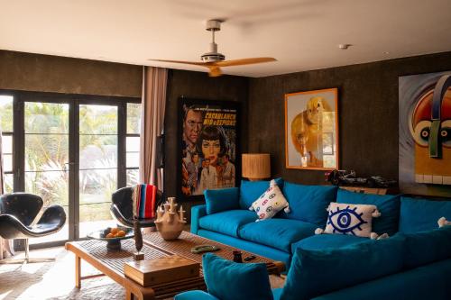 Posezení v ubytování CASA MISASHA nature, calme, bio et vos repas préparés par notre cuisinière