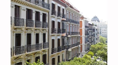 60 Balconies Design