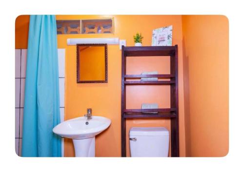 Gallery image of Cuartos Tuanis in Puerto Viejo