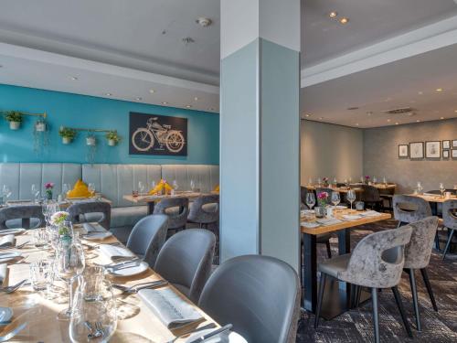 Ресторан / где поесть в Mercure Hotel Köln West