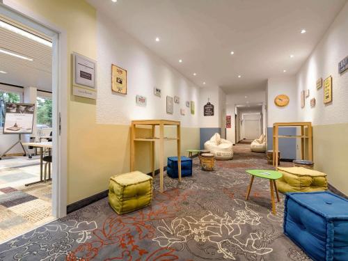 Гостиная зона в Mercure Hotel Köln West