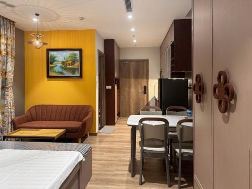 Μια τηλεόραση ή/και κέντρο ψυχαγωγίας στο Aki Room Ở Space Ecopark