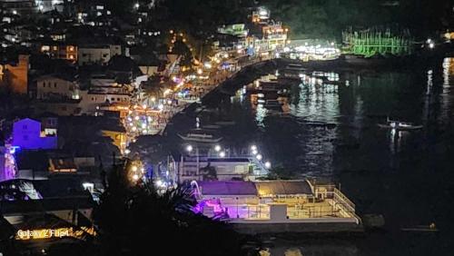 Udsigt til Puerto Galera eller udsigt til byen taget fra lejligheden