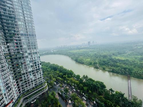 a view of a river from a tall building at Mizu Room Ecopark panorama view in Kim Quan