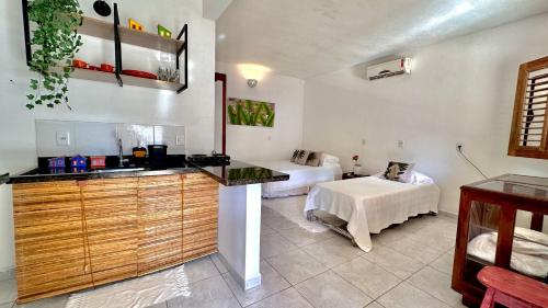 Dapur atau dapur kecil di Apto em Trancoso no Quadrado-5 min da praia