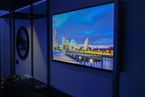 TV a/nebo společenská místnost v ubytování Dark Boutique Hotel