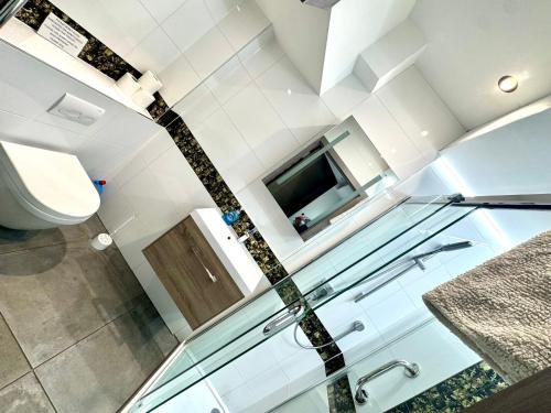 Koupelna v ubytování Silvercopse a 4 bed spacious home