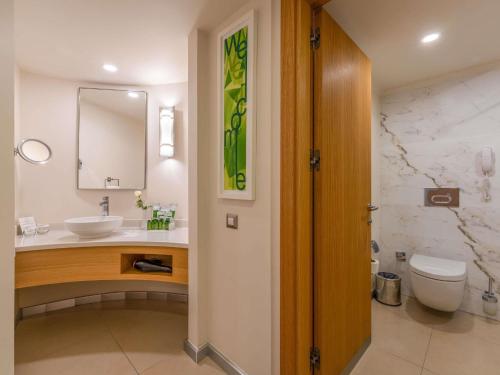 Ванная комната в Rixos Park Belek - The Land Of Legends Access
