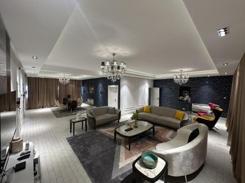 Posezení v ubytování Sujimoto Residences MacDonald