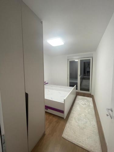Φωτογραφία από το άλμπουμ του Apartaman 110m2 Deçan σε Deçan