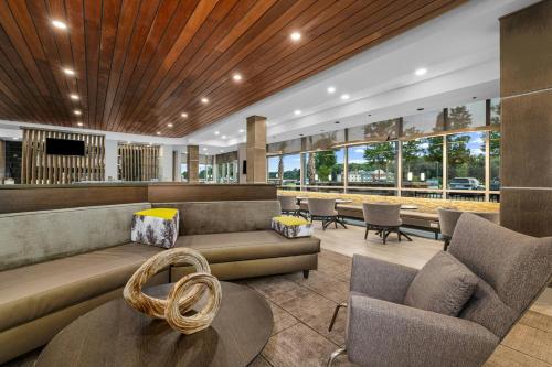 SpringHill Suites by Marriott Camdenにあるシーティングエリア