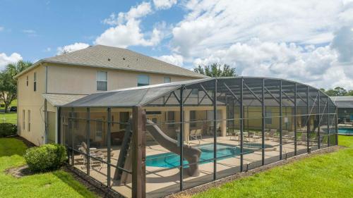 Waterslide 6 bed Lux Villa Emerald Island photo 29