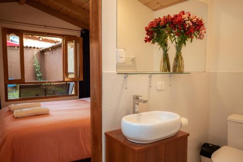 Ένα μπάνιο στο Tiny house con tina medicinal