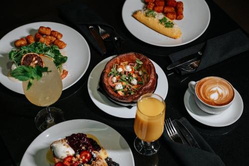 Φαγητό σε αυτό το ξενοδοχείο ή κάπου εκεί κοντά