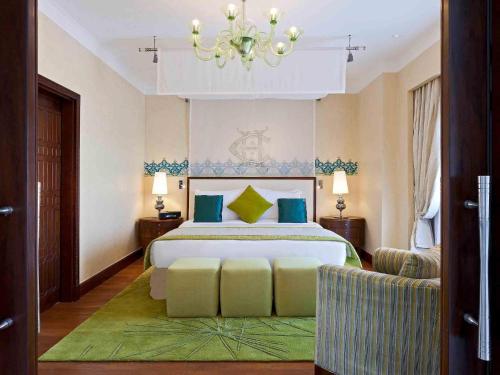 Кровать или кровати в номере Sofitel Legend Old Cataract