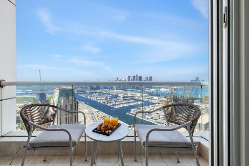 Marina 2BR with 31st-Floor Ocean View