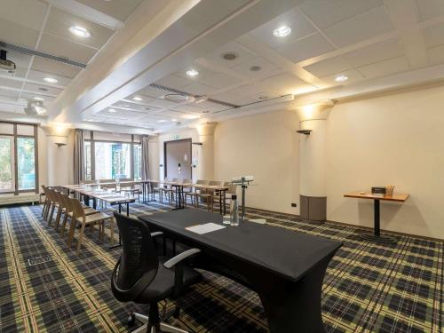 Zona business o sala de conferencias en Mercure Bordeaux Chateau Chartrons
