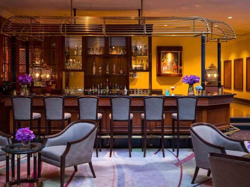 Ο χώρος του lounge ή του μπαρ στο Pullman Khon Kaen Raja Orchid