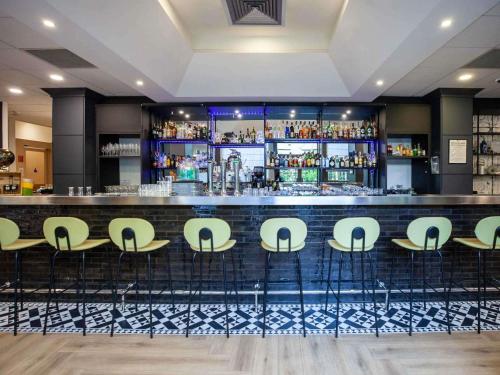 Лаундж или бар в Mercure Paris Centre Tour Eiffel