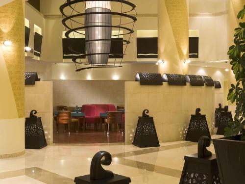 Гостиная зона в Novotel Cairo 6th Of October