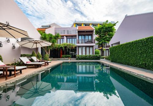 Bel Marina Hoi An Resort — Swimming pool