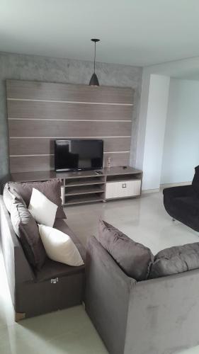 ポンタ・グロッサにあるCasa em Ponta Grossaのギャラリーの写真