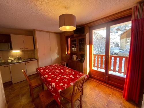 Studio cabine 4 pers. à Valloire avec parking, balcon - FR-1-263-629