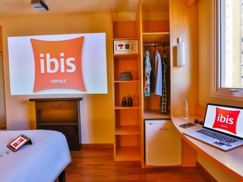 Телевизор и/или развлекательный центр в ibis Sao Paulo Morumbi