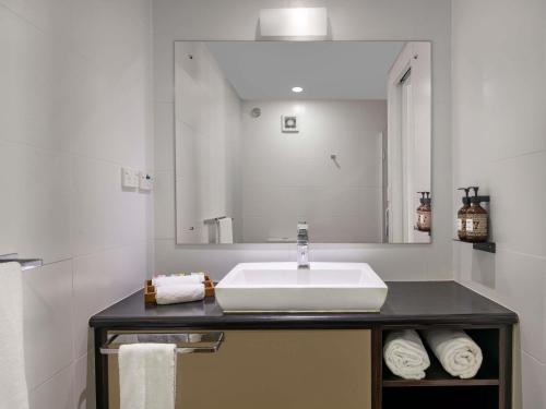 Ванная комната в Novotel Suva Lami Bay