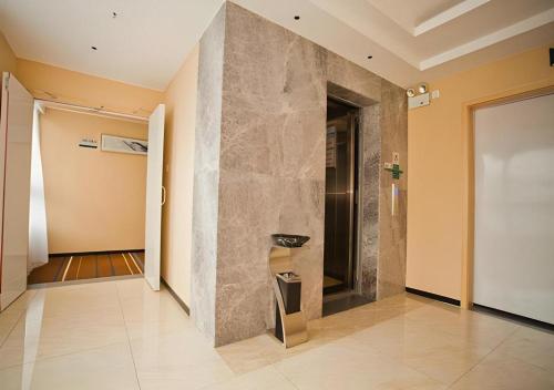 Koupelna v ubytování City Comfort Inn Deyang Wenmiao Square Gymnasium