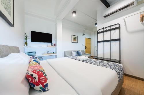 Una cama o camas en una habitación de Lee's Mark