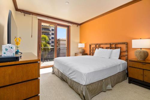 Postel nebo postele na pokoji v ubytování Beachfront Condo at Beach Villas at Ko Olina Hale Hoaloha by AvantStay