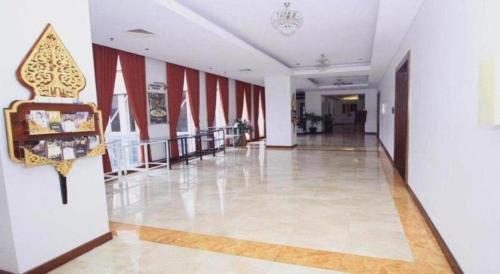 Vstupní hala nebo recepce v ubytování Grand Surya Hotel Kediri