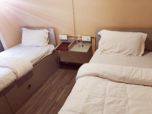 Bākhri KharkaにあるHeranya hostelのギャラリーの写真