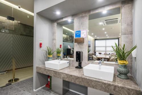 Gambar di galeri bagi Hotel PIED Suseong di Daegu