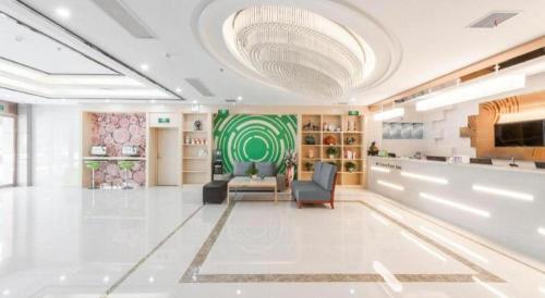 Ο χώρος του λόμπι ή της ρεσεψιόν στο GreenTree Inn Wuhu Eshan Road University City