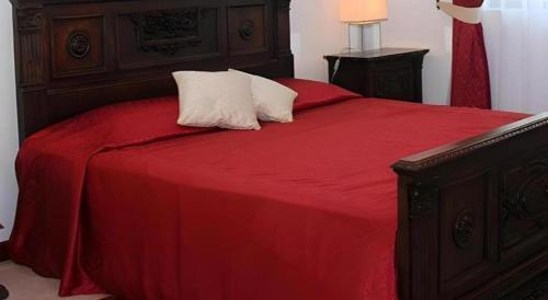 Un ou plusieurs lits dans un hébergement de l'établissement The MGS Hotel