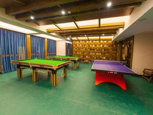 Бильярд в Zhangjiajie Xiangfu International Hot Springs Hotel