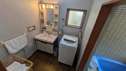 Ένα μπάνιο στο ハーバルメモリー河口湖