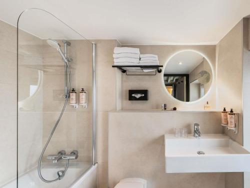 Ένα μπάνιο στο Mercure Paris Opera Grands Boulevards
