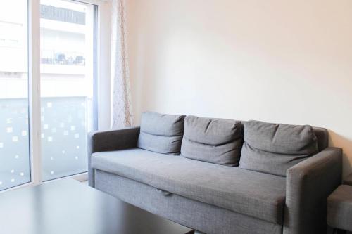Charming modern 2-room apartment near Paris