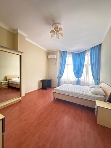 Postel nebo postele na pokoji v ubytování Village Guest House