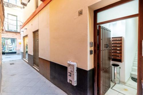 Apartamentos junto plaza Salvador