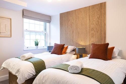 Katil atau katil-katil dalam bilik di Rock Mill 2 Bed Apartment 12