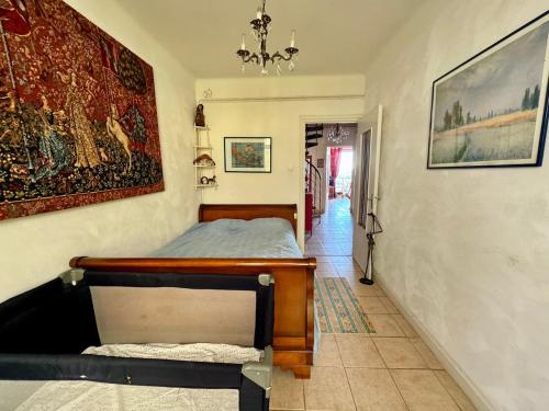 Large apartment with sea and port view